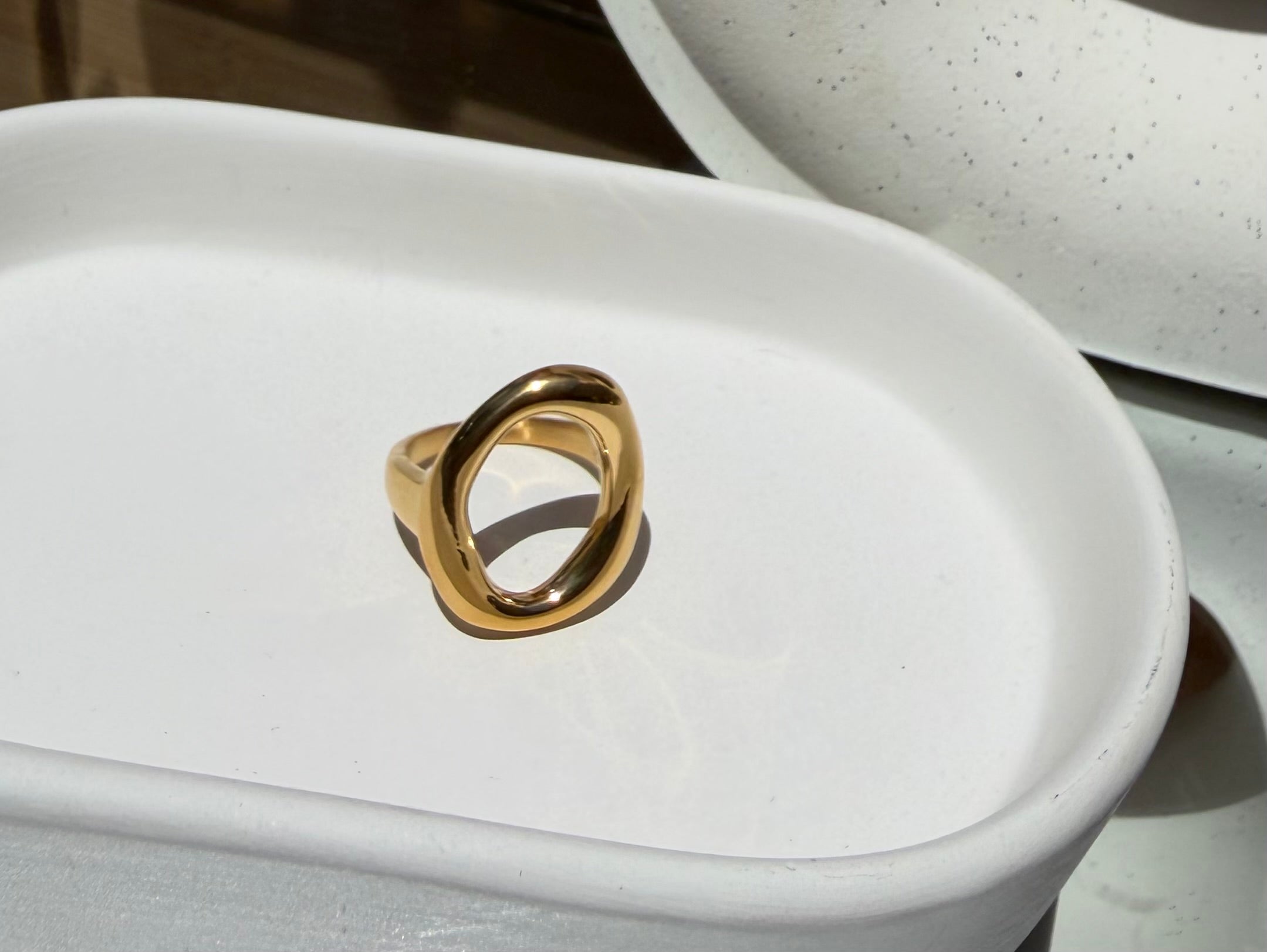 Oval Ring